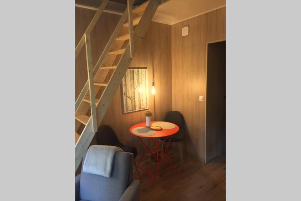 Adorable Cabane Dans Un Espace Boise Saint-Junien Luaran gambar